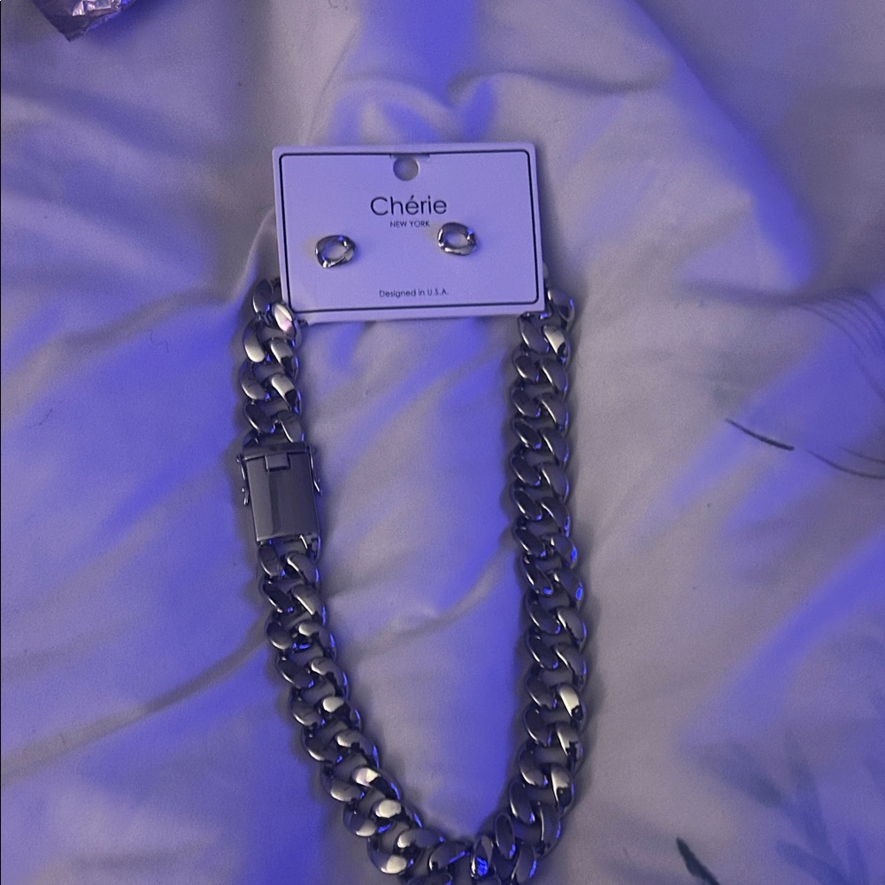 Chérie Silver Chain Necklace and Earring Set